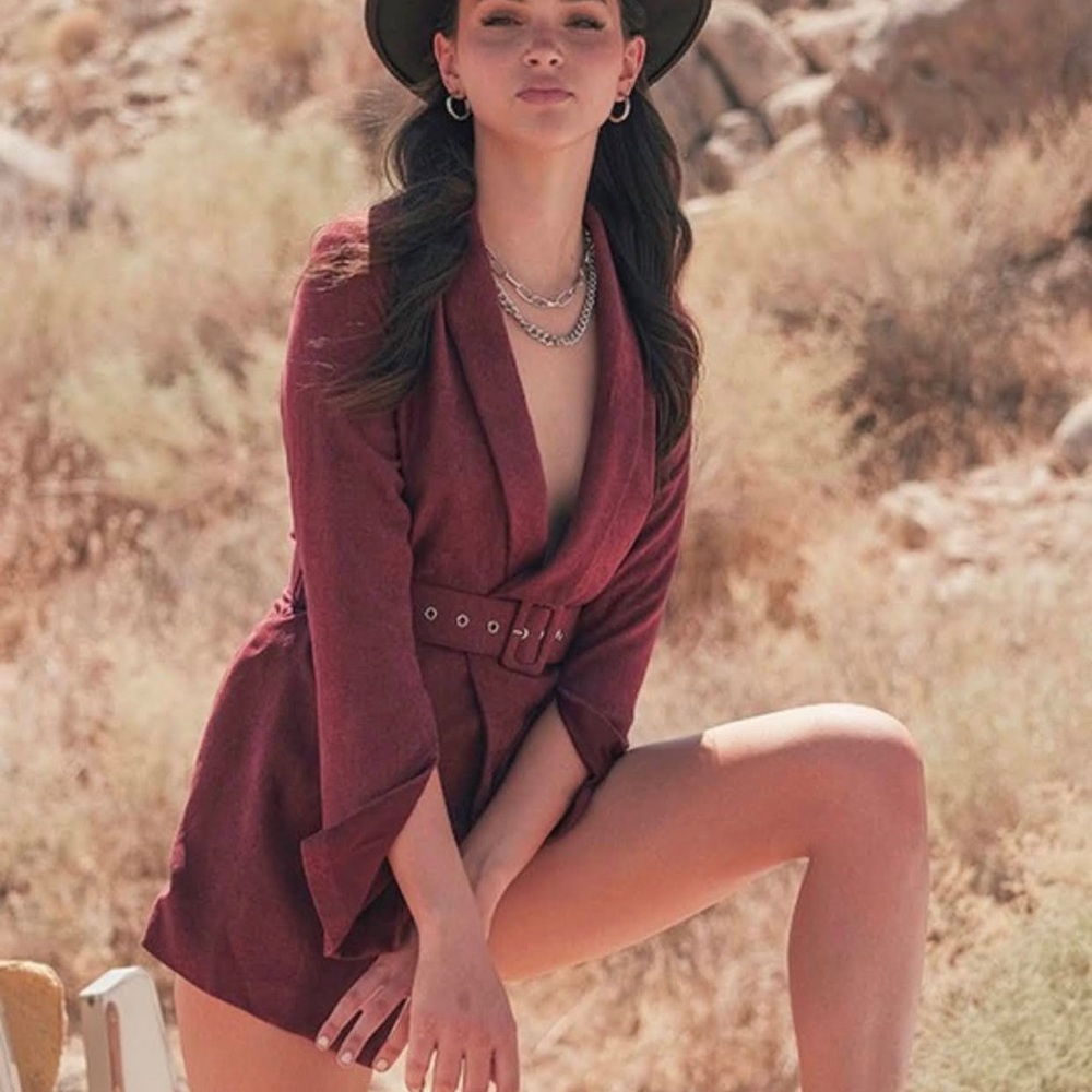 Women’s tuxedo romper - Picture 6 of 7